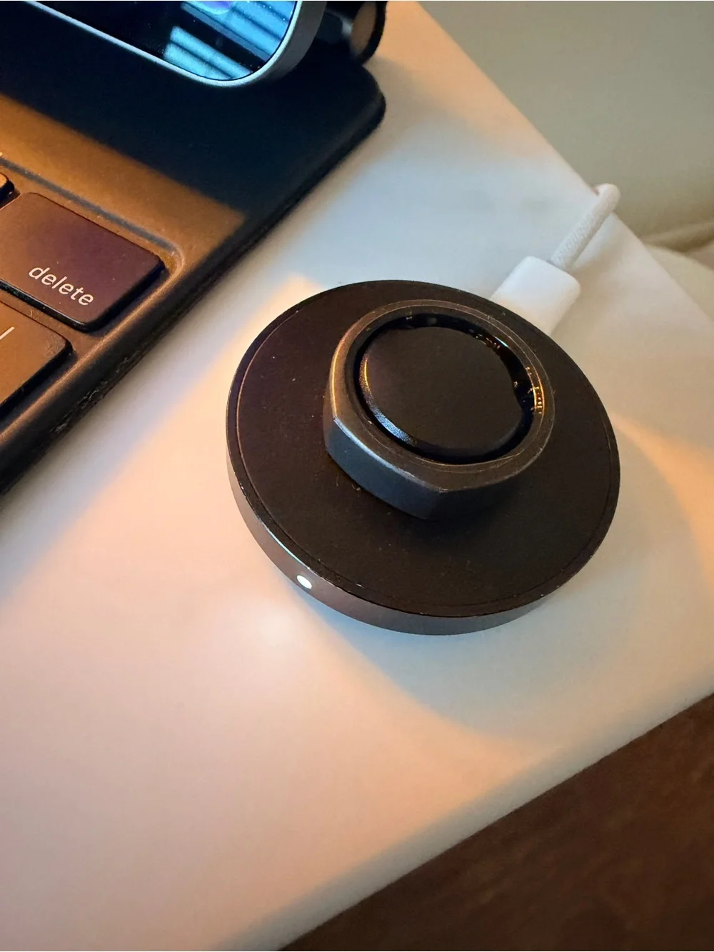 Oura Black Ring Charger with White Presentation Box
